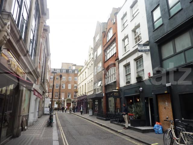 			NEW INSTRUCTION!, Studio Apartment, 1 bath, 1 reception Flat			 Bateman Street, SOHO